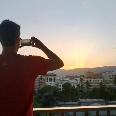 Panorama Center, Bano Compartido