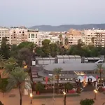 بيت ضيافة Panorama Center